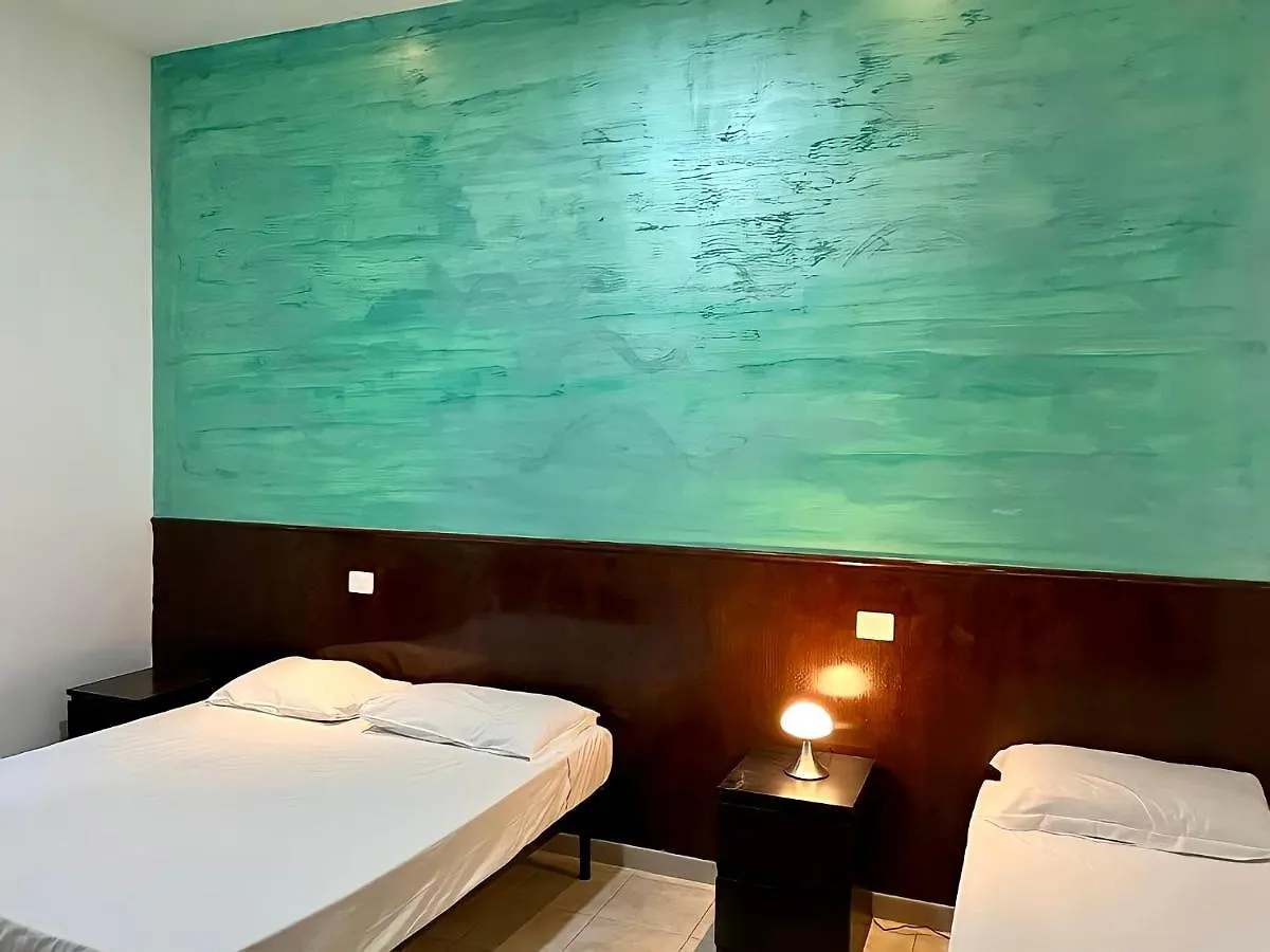 Rome Termini Rooms 4 Гостевой дом